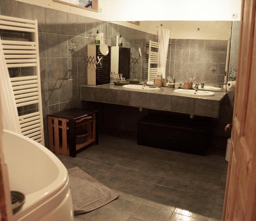 La Chambre Claire Sigean Luaran gambar